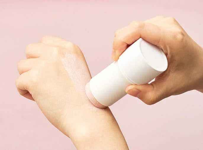 Skin1004 Pink Clay Stick — Le Secret d'un Teint Net et Éclatant 🌸